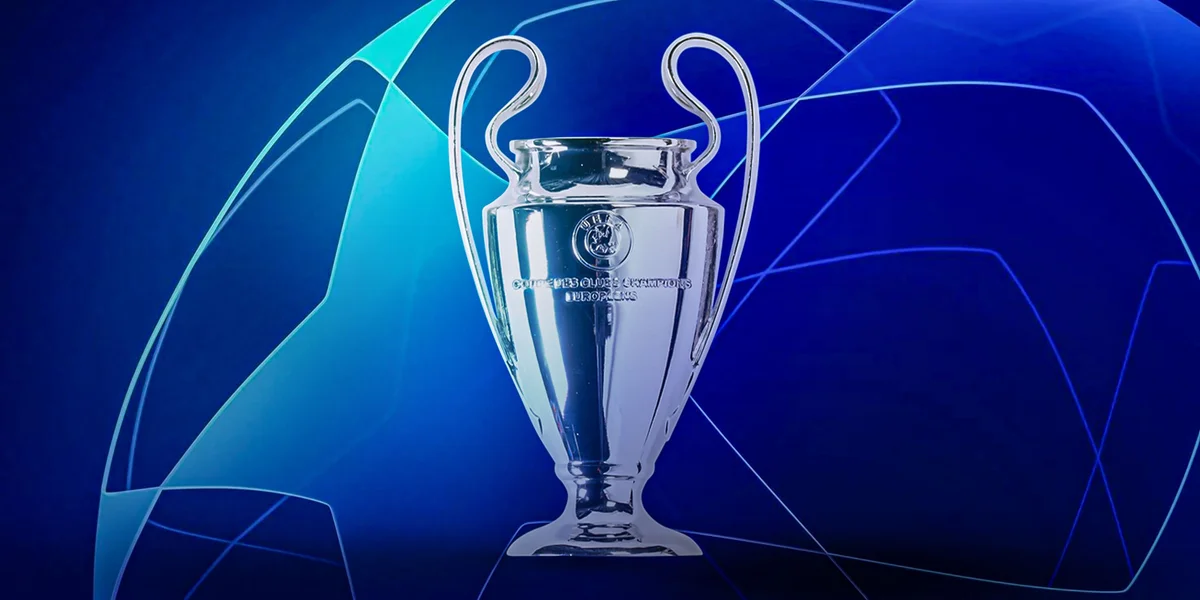 开云电竞欧冠联赛冠军奖杯闪耀金色光芒